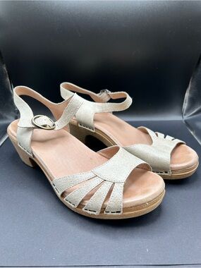 Dansko Marlowe Beige Slingback Sandals Comfortable Low Heel Size 39